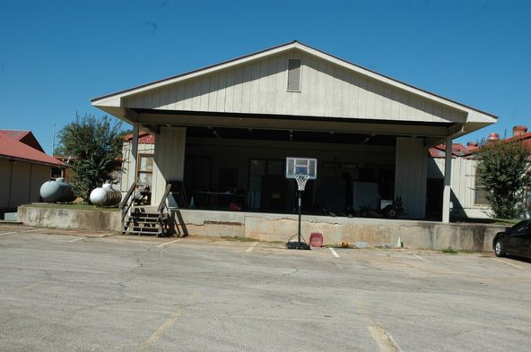3472 Hogansville Rd, Lagrange, GA 30241